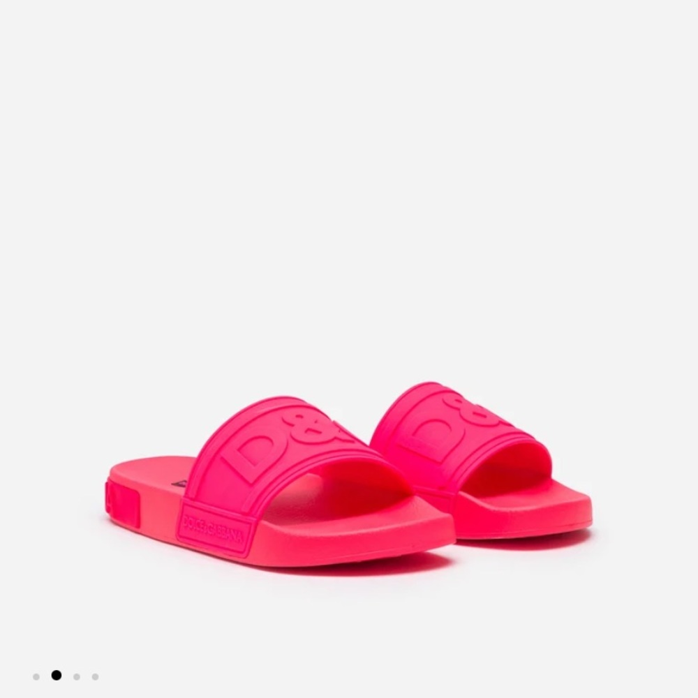 Dolce & Gabbana Rubber beachwear slides with DG logo Euro size 36 US 6-6.5